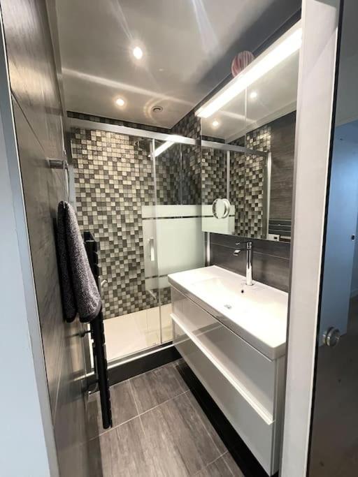 Paris Central 1 Bedroom Apartment With Ac Extérieur photo